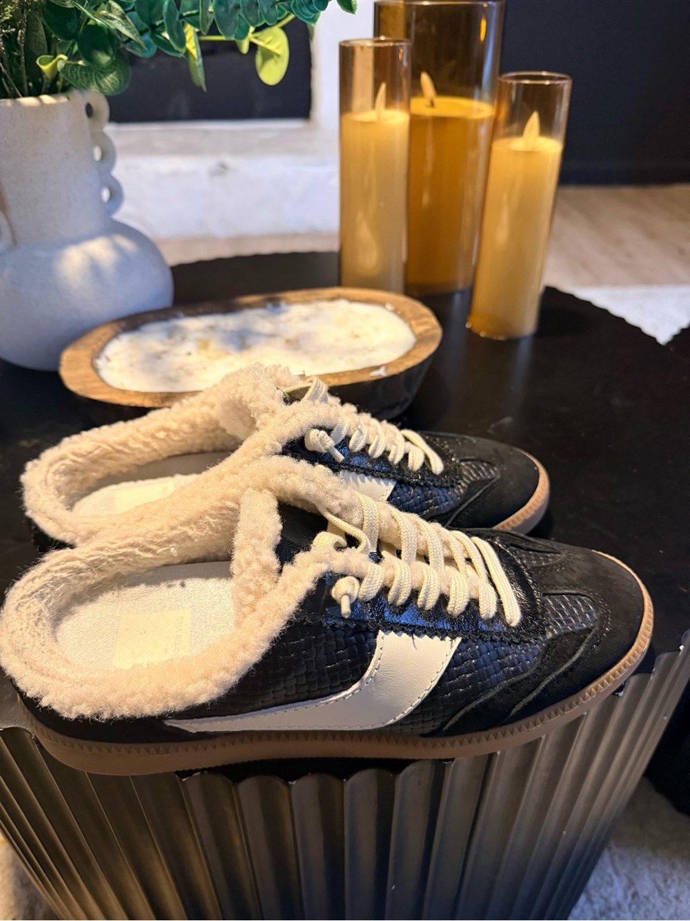 Dolce Vita Black Faux-Shearling Lined Casual Sneakers